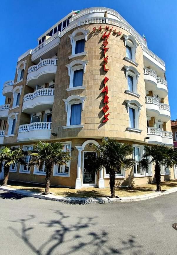 Family Hotel Paros Pomorie Exteriör bild
