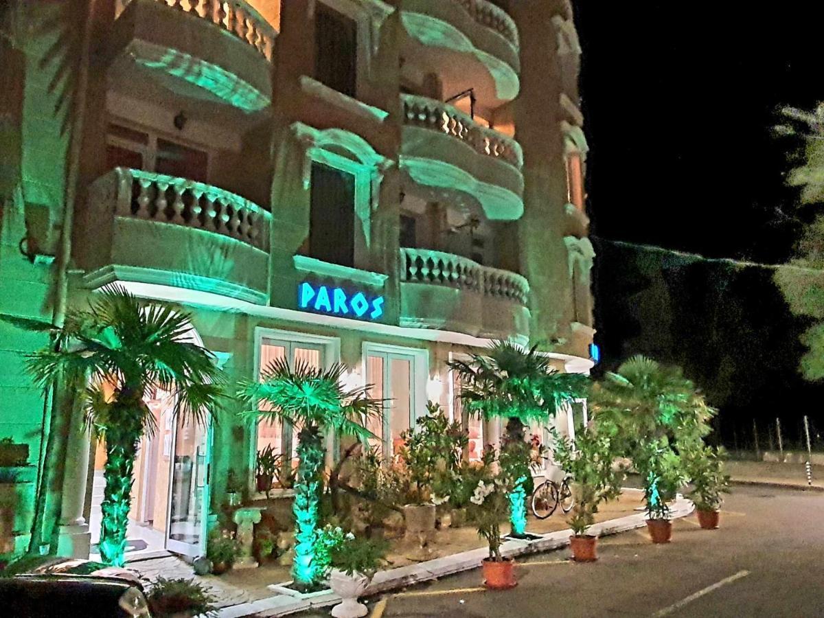 Family Hotel Paros Pomorie Exteriör bild